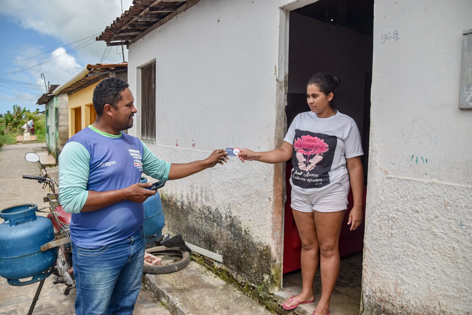 Cart O Cidad O Novo Programa Impulsiona Economia Local Quarto Poder